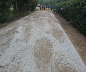 Przebudowa drogi we wsi Huta - Harych