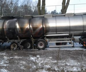 Pożar cysterny na drodze Odolanów - Świeca