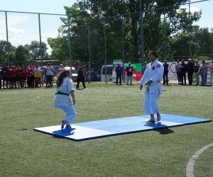 Uczestnicy ŚDS podczas imprezy sportowej w Przygodzicach