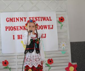 Gminny Festiwal Piosenki Ludowej i Biesiadnej