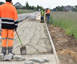 Prace przy ścieżce Raczyce-Uciechów