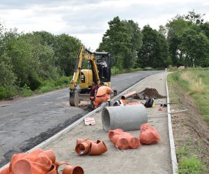 Prace przy ścieżce Raczyce-Uciechów