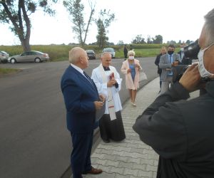 Otwarcie ścieżki pieszo-rowerowej na odcinku Raczyce-Uciechów