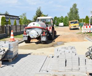 Ul. Sosnowa w Odolanowie i prace prowadzone przez Zakład Usług Komunalnych