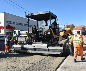 Trwa jedna z największych inwestycji drogowych na terenie Gminy Odolanów w 2021 roku, czyli przebudowa ul. Franciszka Sójki.