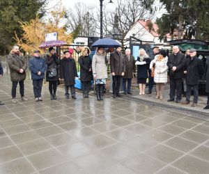 Dzisiejszego dnia (01.12.2021) miało miejsce oficjalne otwarcie nowo wyremontowanej ulicy Franciszka Sójki w Odolanowie