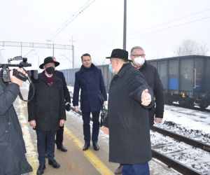 Dziś przed południem nowoczesny pociąg Kolei Wielkopolskich dotarł do Odolanowa z gronem znakomitych gości na pokładzie