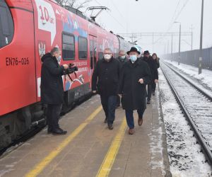 Dziś przed południem nowoczesny pociąg Kolei Wielkopolskich dotarł do Odolanowa z gronem znakomitych gości na pokładzie