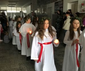 13 grudnia 2021r. nauczyciele zaprosili uczniów do udziału w Pochodzie św. Łucji. Imię Łucja wywodzi się z łacińskiego...