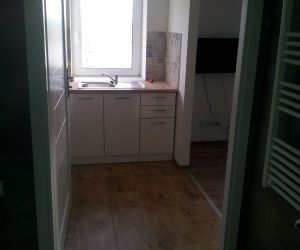 Mieszkanie chronione jest formą pomocy społecznej przygotowującą pod opieką specjalistów osoby tam przebywające do...