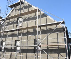 Trwa termomodernizacja budynku szkoły filialnej SP Tarchał Wielkich w Gorzycach Małych, wraz z montażem OZE