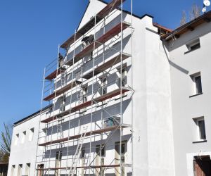 Trwa termomodernizacja budynków Zespołu Szkół Ogólnokształcących w Odolanowie realizowana w ramach partnerskiego projektu...