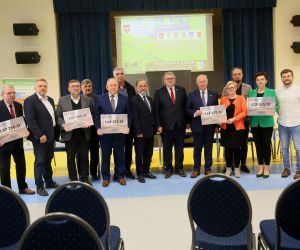 Nasz obszar reprezentował osobiście Burmistrz Marian Janicki, a  Gmina otrzymała 114 375 zł dofinansowania