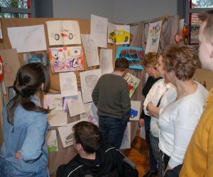 W kontekście pracy terapeutycznej i arteterapeutycznej z osobami z niepełnosprawnością, Środowiskowy Dom Samopomocy w...