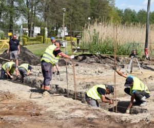 Ruszyła budowa letniej sceny w Parku Natury!