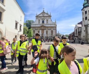 Szkolna wycieczka do Krakowa w ramach projektu ,,POZNAJ POLSKĘ”