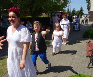 W dniu 20 lipca 2022 roku w środowe słoneczne przedpołudnie w ogrodzie Gminno – Miejskiego Centrum Pomocy „Wiara – Nadzieja...