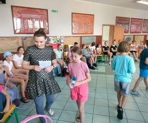 266 dzieci, 24 opiekunów aktywnie uczestniczyło w zorganizowanym przez Urząd Gminy i Miasta w Odolanowie wypoczynku letnim,...