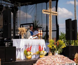 Dziękujemy zaproszonym gościom  i parafianom  za przybycie i świetną zabawę. Zdj. Paweł Mielcarek