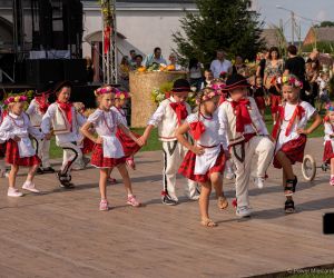 Dziękujemy zaproszonym gościom  i parafianom  za przybycie i świetną zabawę. Zdj. Paweł Mielcarek