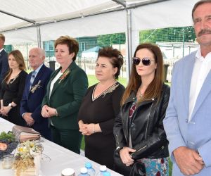 Niedzielne słoneczne popołudnie w Gminie Odolanów upłynęło pod znakiem Dożynek Gminno-Parafialnych, których gospodarzem w...