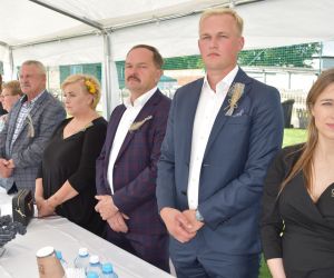 Niedzielne słoneczne popołudnie w Gminie Odolanów upłynęło pod znakiem Dożynek Gminno-Parafialnych, których gospodarzem w...