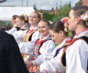 Niedzielne słoneczne popołudnie w Gminie Odolanów upłynęło pod znakiem Dożynek Gminno-Parafialnych, których gospodarzem w...