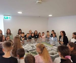 W dniu 07.10.2022 grupa 44. uczniów naszej szkoły, na zaproszenie posła p. Jana Mosińskiego, udała się do Warszawy w celu...