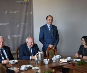Nagrody dla nauczycieli za trok szkolny 2021/2022