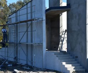 prace budowlane przy obiekcie położonym w Parku Natury ruszyły do przodu