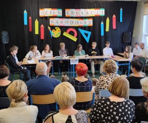 „Dzień Edukacji Narodowej” w Szkole Podstawowej w Nabyszycach oraz we filii w Gliśnicy.