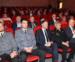 W sali koncertowej Odolanowskiego Domu Kultury odbyła się gala Promocyjna Książki-Albumu ,,Bogu na Chwałę, Ludziom na...