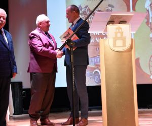 W sali koncertowej Odolanowskiego Domu Kultury odbyła się gala Promocyjna Książki-Albumu ,,Bogu na Chwałę, Ludziom na...