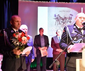 W sali koncertowej Odolanowskiego Domu Kultury odbyła się gala Promocyjna Książki-Albumu ,,Bogu na Chwałę, Ludziom na...
