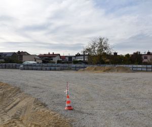 Trwa budowa Parkingu tuż obok cmentarza, przy drodze gminnej ul. Chwaliszewskiej