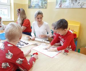 Atrakcyjne Mikołajki w przedszkolu w Raczycach
