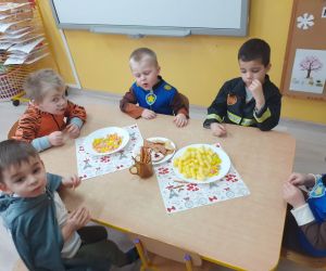 Walentynkowy balik karnawałowy u przedszkolaków z filii w Gliśnicy