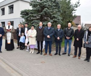 Nowy chodnik w Hucie