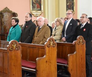 Msza św za Ojczyznę i Mieszkańców Ziemi Odolanowskiej w kościele pw. św. Marcina w Odolanowie