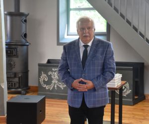Prymusów przywitał Zastępca Burmistrza Gminy i Miasta Odolanów Jan Prokop, który po krótkim przemówieniu wręczył...