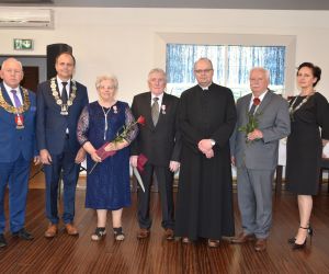 Dokładnie 33 pary małżeńskie z terenu Gminy i Miasta Odolanów, które w 2022 roku celebrowały 50 i 60 lat wspólnego życia...