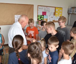 Z uczestnikami półkolonii spotkał się Burmistrz Marian Janicki
