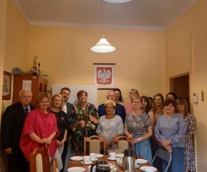 Uroczyste pożegnanie emerytki w M-GOPS
