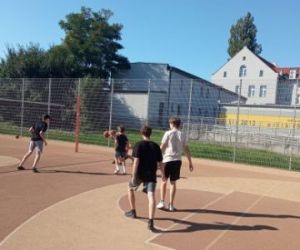 Na Orliku w Odolanowie rozegrano coroczny wakacyjny Turniej Koszykówki