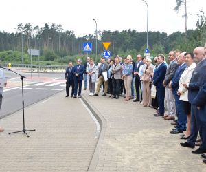 Ogromna inwestycja Powiatu Ostrowskiego czyli zmodernizowana droga na linii Gorzyce Wielkie-Nabyszyce, która powstała przy...