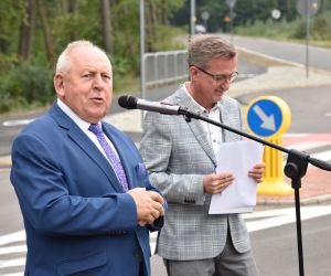 Ogromna inwestycja Powiatu Ostrowskiego czyli zmodernizowana droga na linii Gorzyce Wielkie-Nabyszyce, która powstała przy...