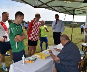 Miejsko Gminne Zrzeszenie LZS już po raz trzeci zaprosiło drużyny piłkarskie do Huty, aby poprzez sportową rywalizację...