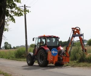 wykaszanie rowówi poboczy na terenie gminy (1)