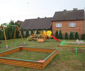 Nowy plac zabaw w Nabyszycach (1)