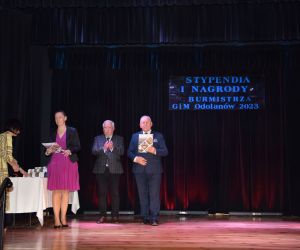 Stypendia dla uzdolnionej młodzieży z terenu GiM Odolanów został przyznane